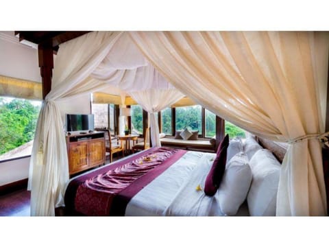Romantic 1 BR Panorama Pool Villa #K147 Villa in Ubud