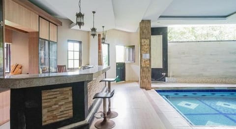 RedDoorz near Muaya Beach Jimbaran Hotel in Kuta Selatan