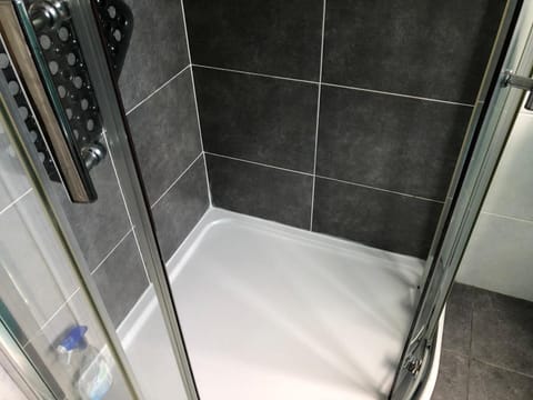 Cozy, Warm cottage with great travel links Vacation rental in Lisburn