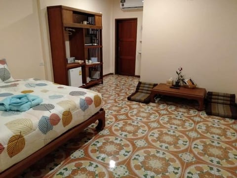 Baan Nomtham Apt 1 /mini kitchen Vacation rental in Sala Dan