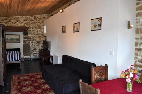 Ty ar Dreuz  domaine de Lesleac'h Vacation rental in Finistere