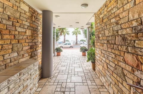 Perfect Beachfront Apartment #3 Apartment in Sea Point