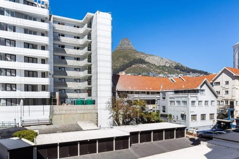 Perfect Beachfront Apartment #2 Apartment in Sea Point