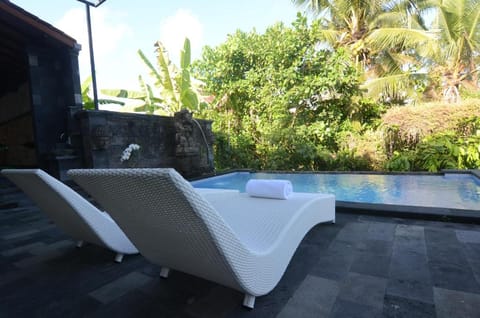 THE LOD HOUSE, 3BR VILLA PRIVATE POOL Villa in Sukawati