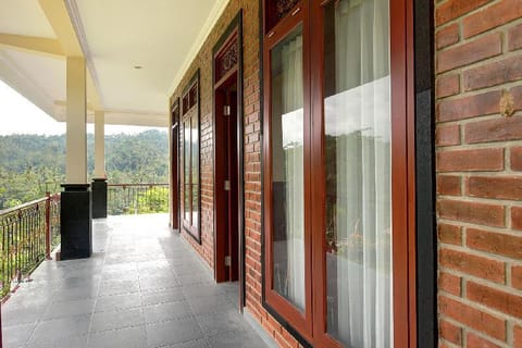 Pitanatri Guest House : where nature at it's best Vacation rental in Marga