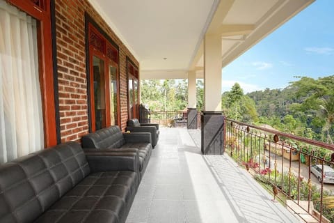 Pitanatri Guest House : where nature at it's best Vacation rental in Marga