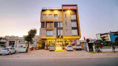 Golden Eagle By Wizowll Group Of Hotels Hotel in Jaipur