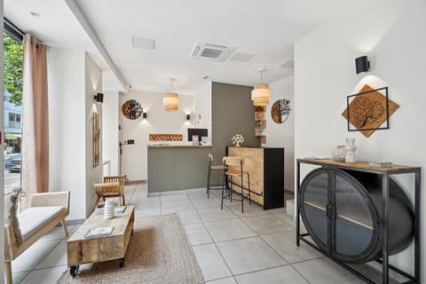 Hôtel Le National Clichy Paris Hotel in Clichy