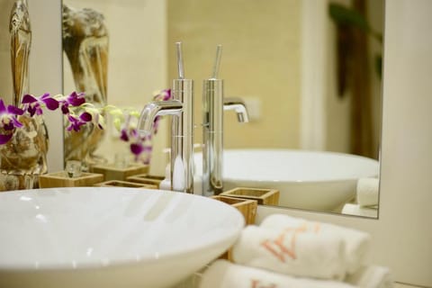 Venus Boutique Villa 10BR Villa in North Kuta