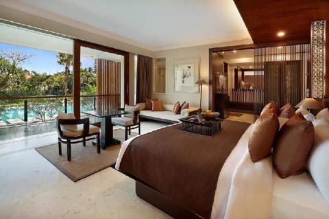 Luxury 1 BR Suite Balcony  Villa in Ubud