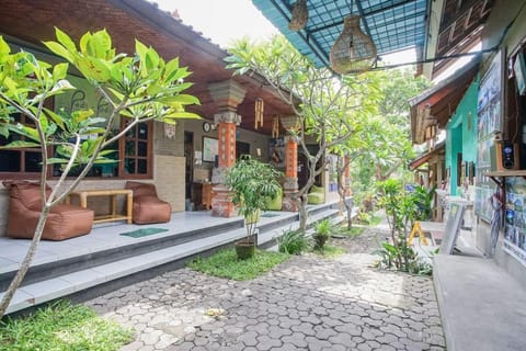 Padi Padi Backpackers Home Hotel in Ubud