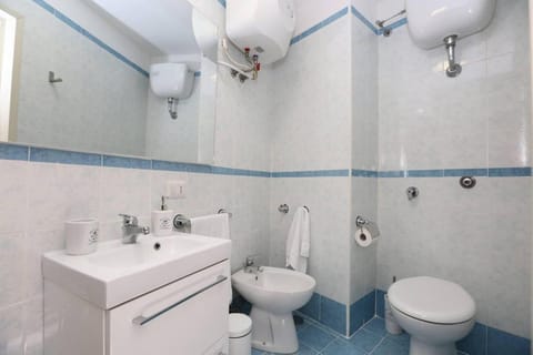 VILLA ROSA - Apartment n. 5 MIRTO Apartment in Naples