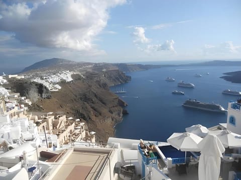 Veranda View Hotel Apartment in Imerovigli