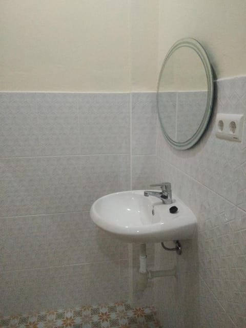 Rumah Putu @LAMADRE LOVINA  Vacation rental in Buleleng