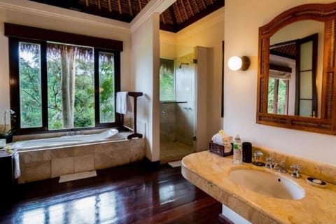 Luxury 1 BR Private Pool #101 Villa in Tampaksiring