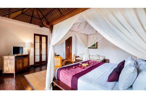 Luxury 1 BR Private Pool #101 Villa in Tampaksiring