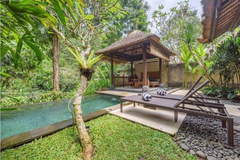 Entire 1 BR Suite Room #YN17 Villa in Ubud