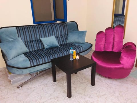 Bed Space for Women Apartment in Al Sharjah