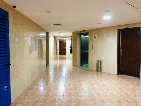 Bed Space for Women Apartment in Al Sharjah