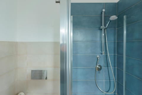 CrossRoad Four - locazione turistica Bed and Breakfast in Cagliari