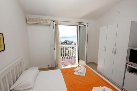 Family comfortable apartments Apartment in Sveti Stefan
