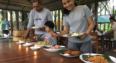 Tegal Dukuh Camp Campground/
RV Resort in Tampaksiring