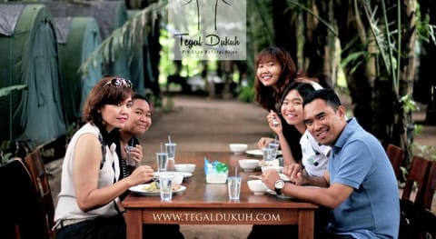 Tegal Dukuh Camp Campground/
RV Resort in Tampaksiring