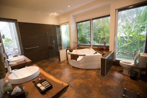 Gorgeous 2 BR Private Pool Villa #L170 Villa in Ubud