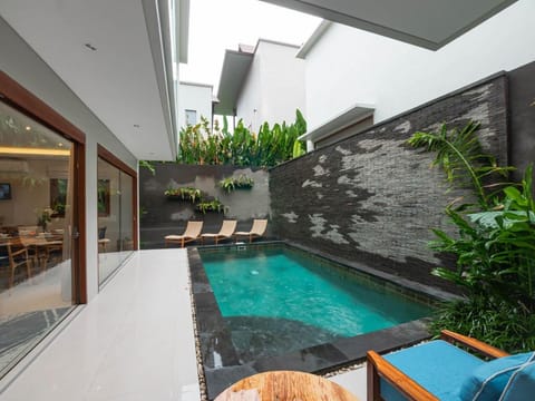 Arama Villas - Jempiring Villa Villa in North Kuta