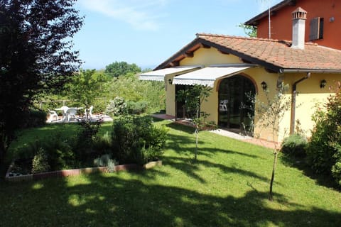 Relaxing Country House near Mugello's Circuit Apartment in Emilia-Romagna