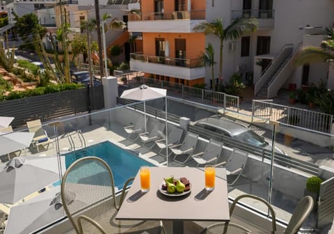 Athina Suites 1 bedroom, outdoor pool, Platanias Apartment in Platanias