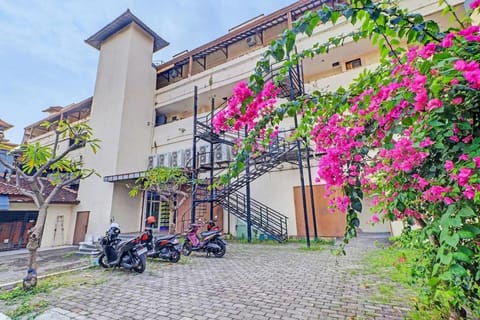 Guest House Simalem Hotel in Kuta