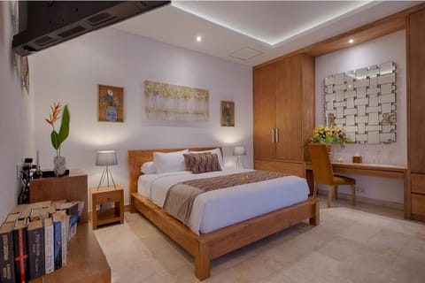 Luxury 5BR Pool Villa with Beachfront #L80 Villa in Blahbatuh