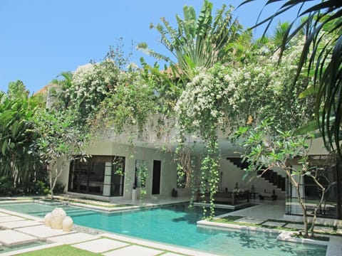 Stunning 4BR Private Pool Villa #L47 Villa in Marga