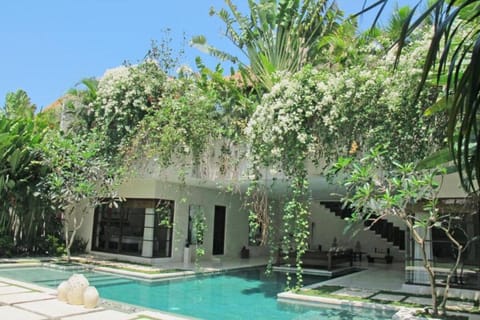 Luxury and Stunning 8BR Private Pool Villa #FN31 Villa in Marga