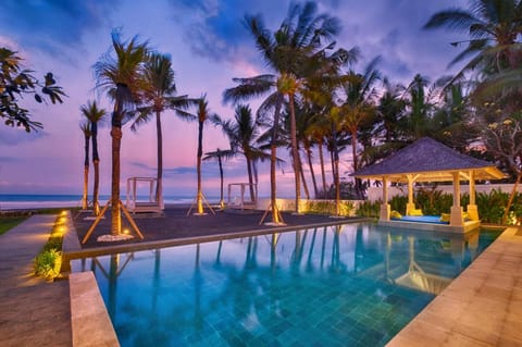 Luxury 5BR Beach front Villa DH22 Villa in Blahbatuh