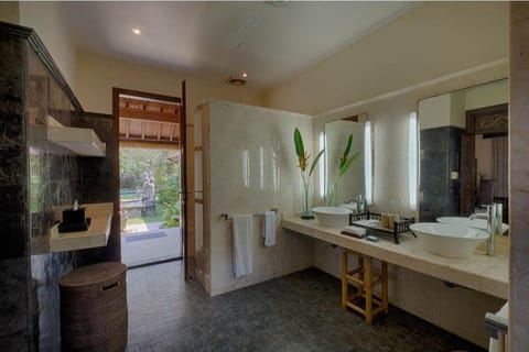 Cozy Villa 5 BR Private Pool DH44 Villa in Blahbatuh