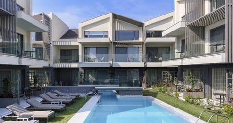 Serenity Suites Hotel in Nikiti