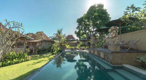 Kirani Joglo Villa Bali Campground/ 
RV Resort in Sukawati