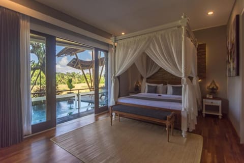 1 BR Suite Room- Breakfast and Private Pool Villa in Abiansemal