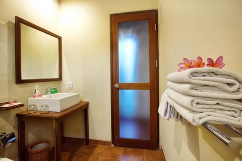 Cessy 2 BR Private Pool Villa JU36 Villa in Abiansemal