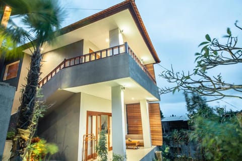 Adore 1 BR Deluxe Room With Balcony REV06 Villa in Ubud