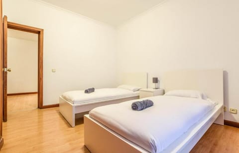 ATOCHA PASEO DEL ARTE 6 PAX Apartment in Centro