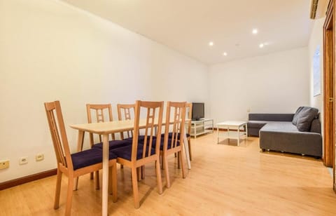 ATOCHA PASEO DEL ARTE 6 PAX Apartment in Centro