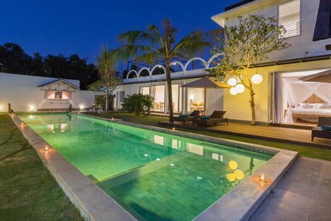 Luxury 3 BR Private  Pool Villa at Jimbaran #LZ11 Villa in Kuta Selatan