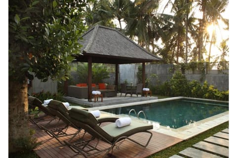 Hill Side 1BR Nice Private Pool and Guests Privacy Villa in Abiansemal