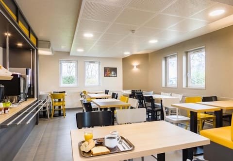 B&B HOTEL Tours Nord 2 La petite Arche Hotel in Tours