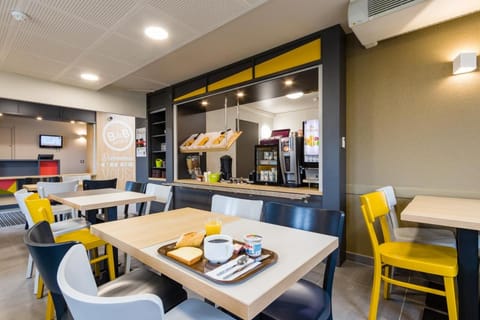 B&B HOTEL Tours Nord 2 La petite Arche Hotel in Tours