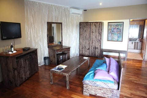 Honeymoon Suite-Breakfast#KKJ Villa in Kuta Selatan