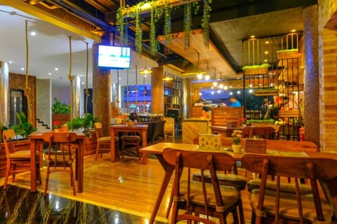 Queen Room Pool Access with 1 BR AN121A Apartment in North Kuta